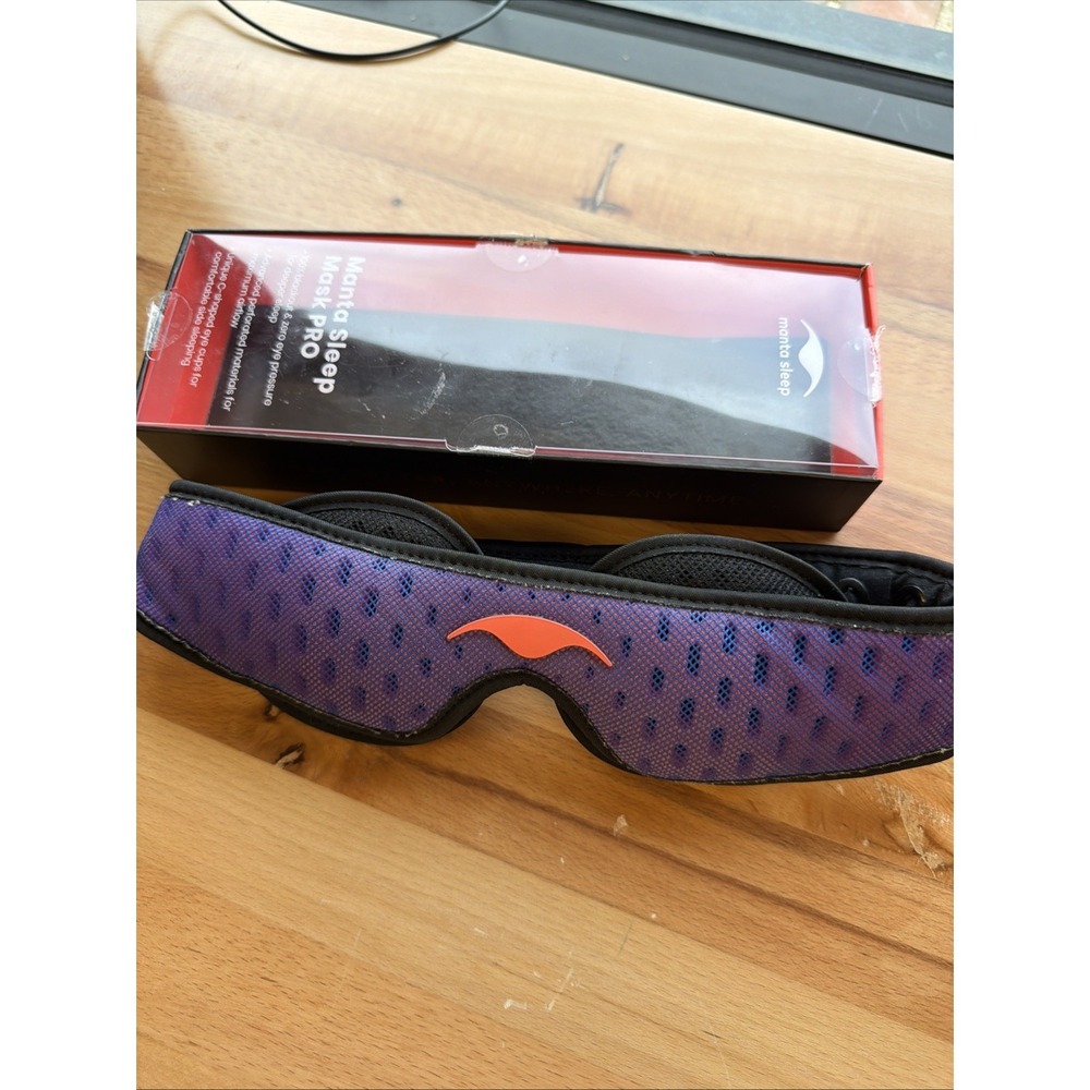 mint! Manta Sleep Mask PRO Blackout Eye Mask Adjustable, purple